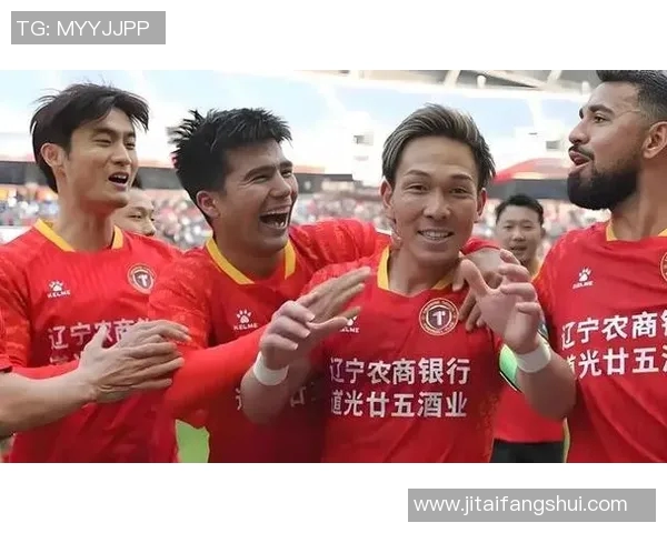 广州恒大迎战辽足争夺中超冠军荣耀全力以赴展现足球激情与团队精神